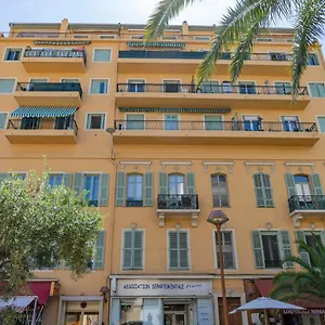 https://super-appartement-au-coeur-de-nice-bonnes-vacances.fr-provencehotel.com